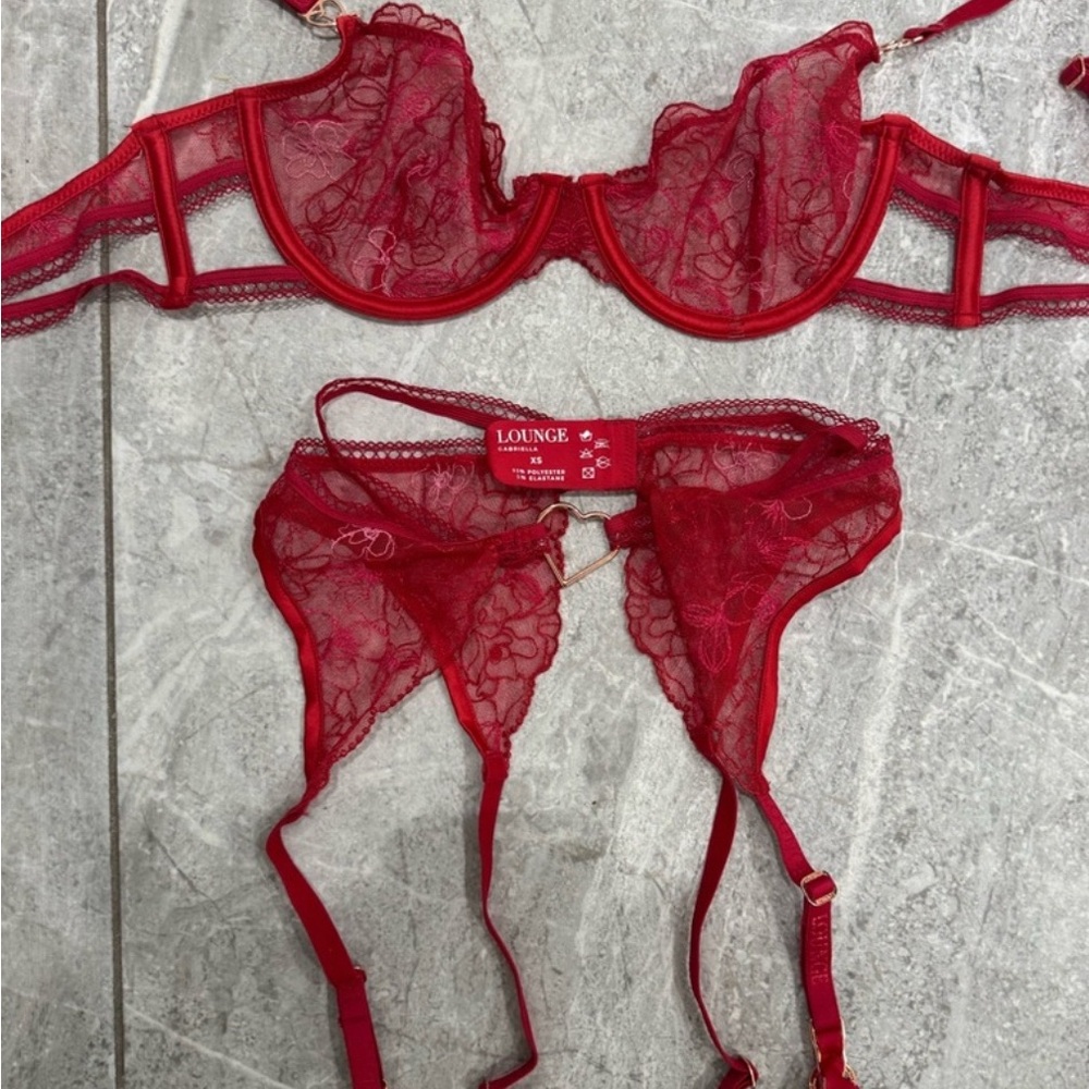 Lounge Gabriella Two Piece Set